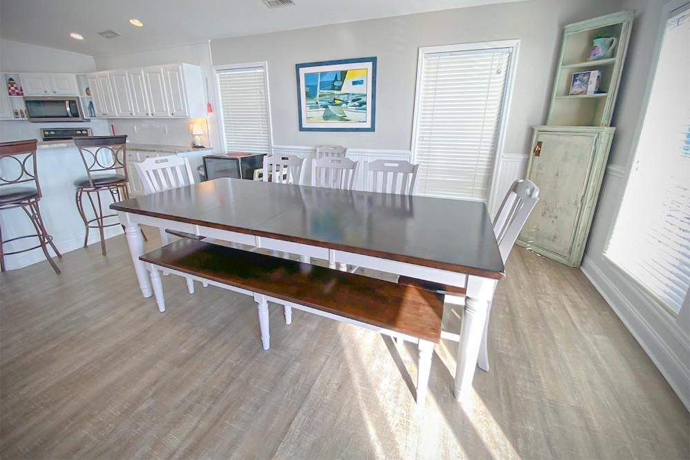 Sparrows Beach Nest by Sea Scape Properties